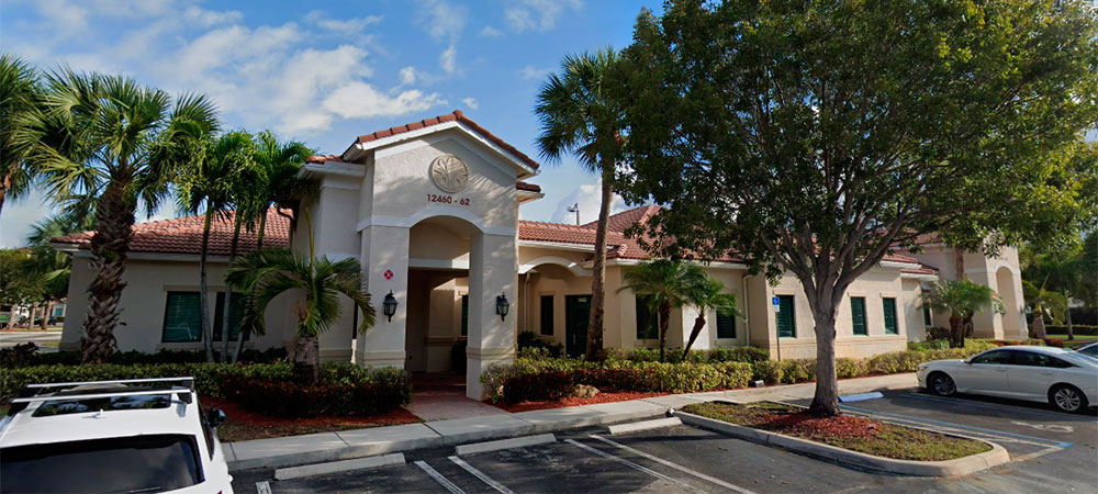 12462 W Atlantic Blvd, Coral Springs, FL 33071